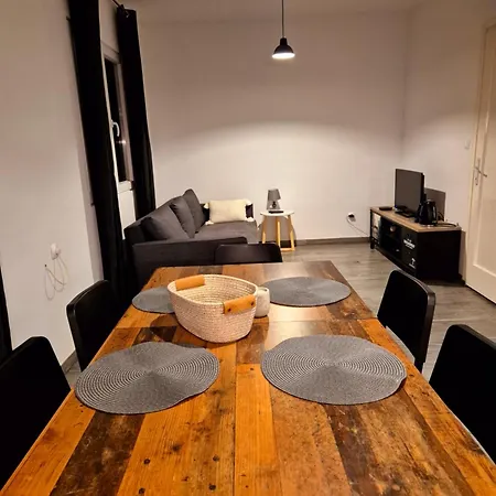 Katarina 4+2 公寓 比奥格勒·纳·莫鲁