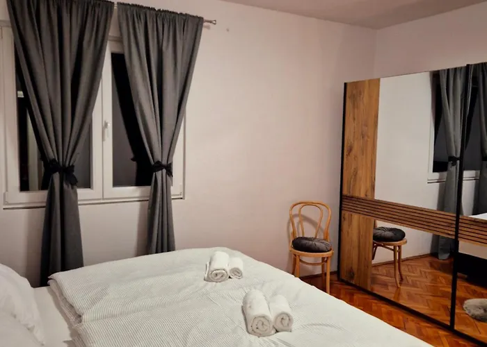 Katarina 4+2 Apartment