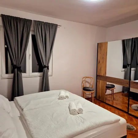Katarina 4+2 Apartment